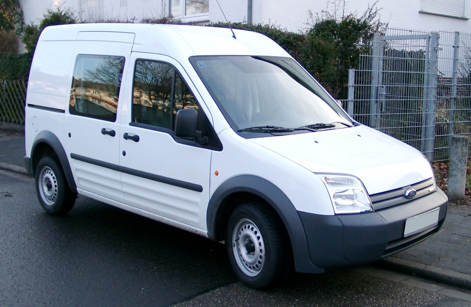 Ford_Transit_Connect_front_20080110